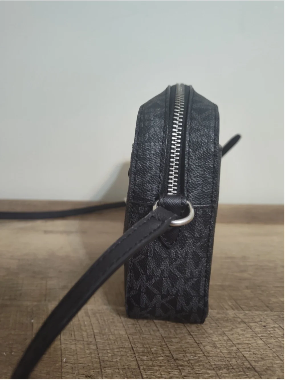 Women's Michael Kors Black Silver Crossbody Bag One Size